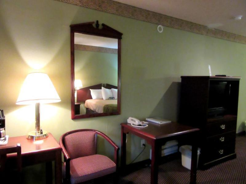 Knights Inn Salem Bagian luar foto