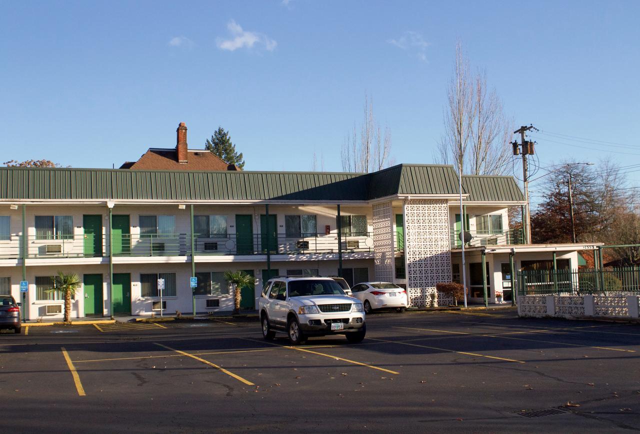 Knights Inn Salem Bagian luar foto